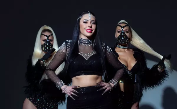 Angelika Gramont z nową piosenką! Czy „Wierna” podbije serca fanów?
