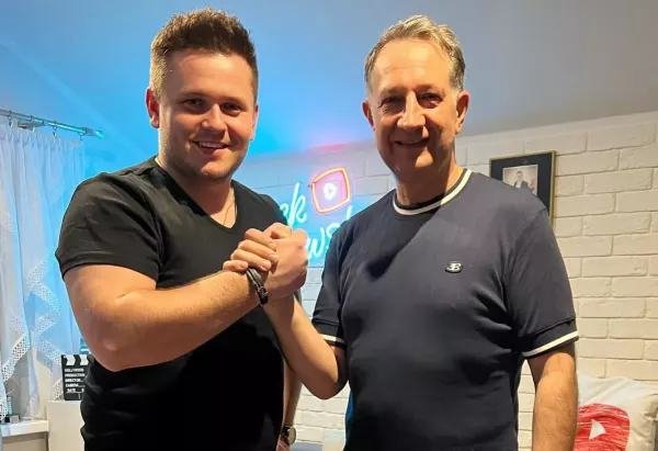 Arek Kopaczewski i Bogdan Borowski wspólnie zaśpiewali na żywo! Zobacz wywiad i pierwszy live z legendą disco polo!