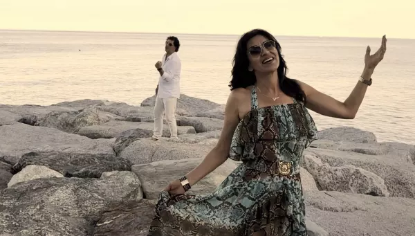 „Arrivederci" to nowa piosenka Justyny & Dario Isidoris! Zobaczcie premierę!