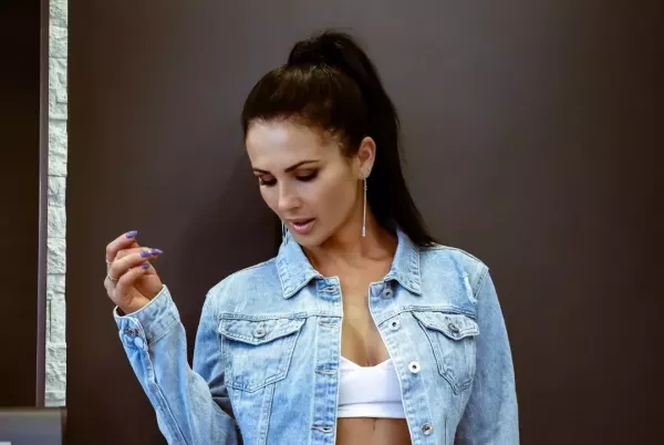 Gorące FOTO znanej wokalistki disco polo! Gwiazda zachwyca odsłoniętym ciałem! Takiej figury zazdroszczą jej modelki! 