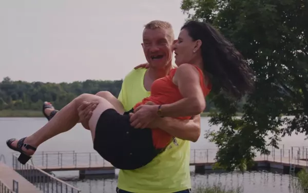 Bandziorek z ”Chłopaków do wzięcia” w szokującej współpracy! Nowy hit, który podbije serca!