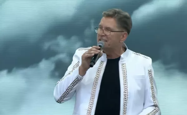 Bayer Full zagrał u ojca Rydzyka i znów zawrzało. Wraca pytanie o publiczne pieniądze dla disco polo