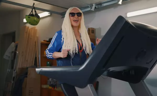Blanka sparodiowana przez znanego twórcę!„Bejba is krejza” stanie się nowym hitem?!