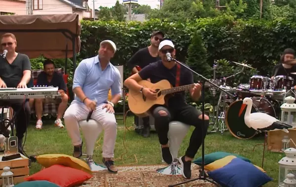 Boys i Classic poruszyli serca fanów! ”Niebo za rogiem” to ballada, która nadal wzbudza emocje