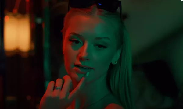 „Chanel„ Mr. Black Mask: Nowy utwór łączący rap i disco podbija internet!

