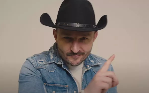 Chucho z mega premierą! Zaśpiewał wielki hit Czadomana! "Chodź na kolana" 