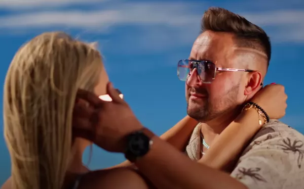 „Ciebie chcę mieć” Mistrza Pierwszego Planu podbija YouTube – teledysk zachwyca klimatem i emocjami