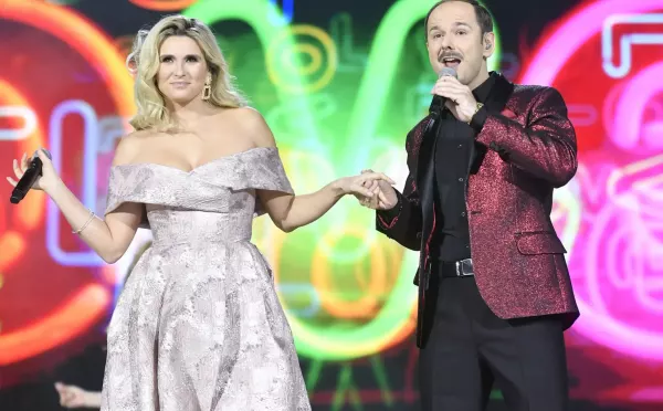 „Cudowronek„ Sławomira Zapały - kontrowersyjny przebój czy wstyd dla polskiej muzyki? Kajra mówi o „suficie żenady„