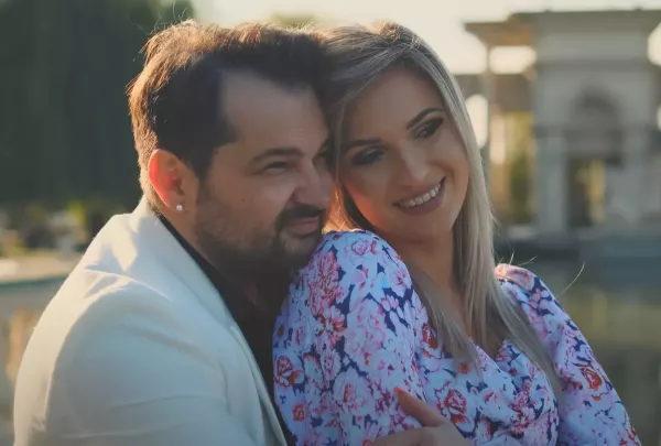 Walentynki należą do gwiazdora disco polo?! Artysta zaskoczył premierę „Wieczna Miłość„ Fani „Jest ogień„