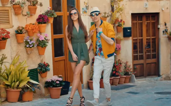 Czy „Popłyniemy” od Bayera zapisze się w historii disco polo dzięki liczbie wyświetleń?