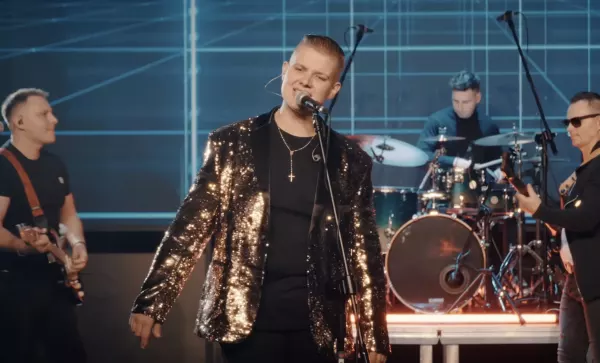 Czy „Rodzinny dom” od Prezydent to jeden z najmocniejszych coverów disco polo?