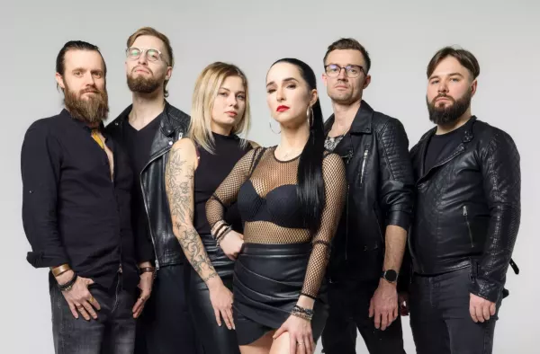 Tajemniczy ruch Daj To Głośniej! Krótki komunikat i masa pytań od fanów disco polo! Podbiją tym sieć?! 