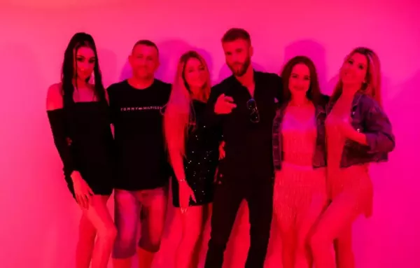 Damian Sółkowski z Suesto: Nowa Romantyczna Produkcja „Polećmy do Gwiazd„