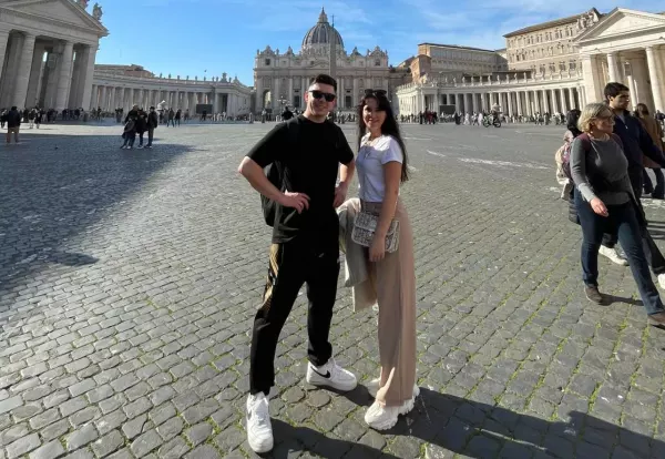 Detmi z żoną Patrycją i ich rzymska przygoda! Odkryj włoskie wakacje gwiazdy disco polo