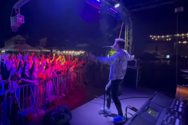 DiscoBoys wraz z publiką wykonali przebój „After„! Zobaczcie niesamowite nagranie!
