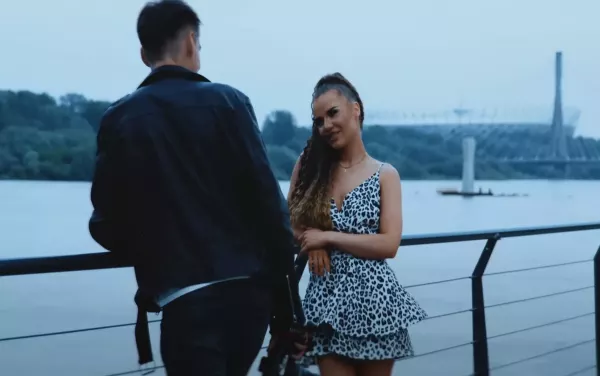DiscoPrince podbija rynek nowym tanecznym hitem pt. „Do gwiazd„ Fani „Nareszcie coś świeżego„
