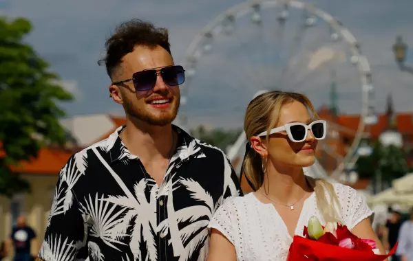 DiscoPrince prezentuje premierowy singiel „Zakochany (Róże i Tulipany)"