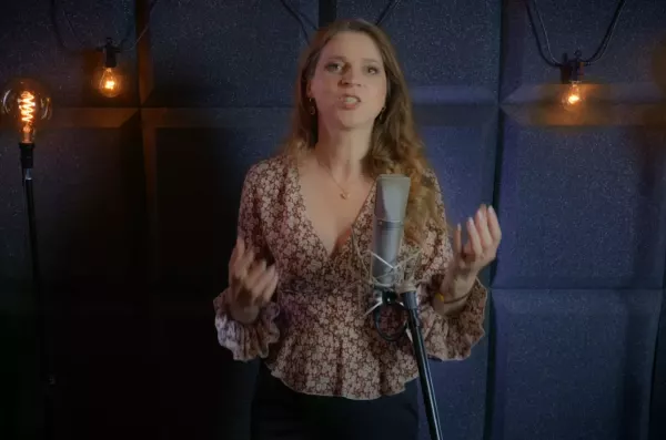 Edyta Jończyk – Nowa Ballada „Każdy Pomóc Może„ porusza serce

