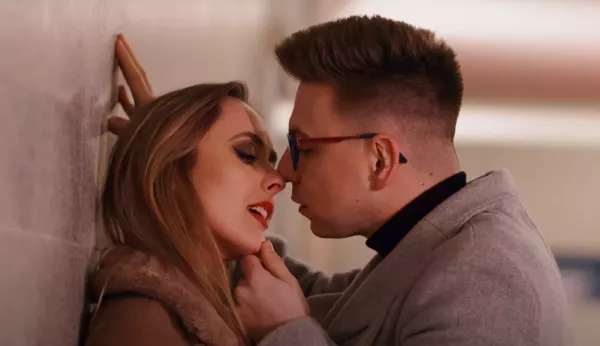 Eksplozja na polskiej scenie disco polo - Narcyzz dostarcza kolejną bombę muzyczną pt. „A Ty bądź„