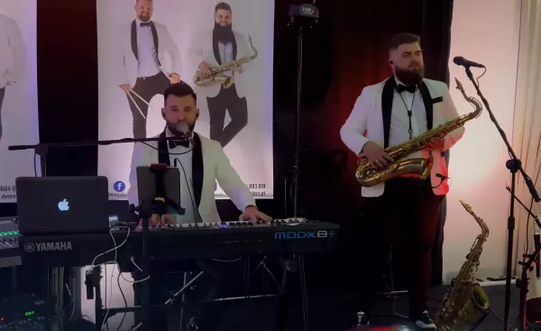 Gwiazdy disco polo Demeters w wielkim HICIE Andrzeja Rybińskiego „Nie liczę godzin i lat„