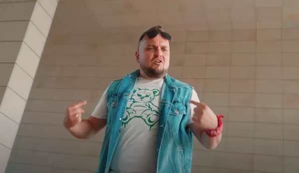 Explozja ognia i rytmu: Premiera singla „Ula czarnula” już dostępna!