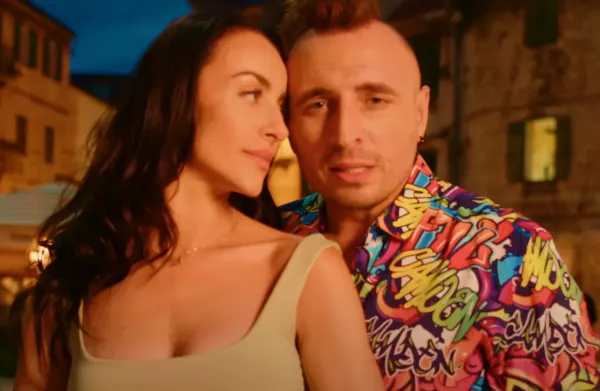 Fenomen Czadomana! „Zakochałem się” szturmem zdobywa YouTube – fani zachwyceni
