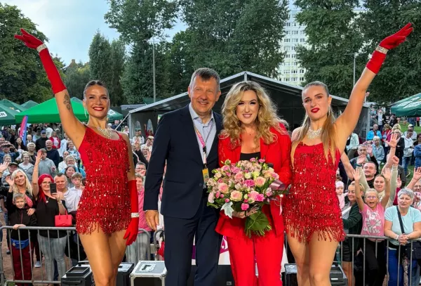 Gorąco na koncercie Jesiki w Toruniu. Gwiazda disco polo w czerwieni