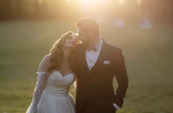 Gwiazda disco polo Paulina Banaszek jest mężatką! Pierwsze fotografie z ukochanym trafiły do sieci