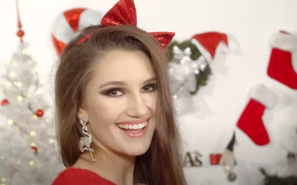 Wokalistka disco polo zabrała fanów w magiczną podróż! Bez wahania opowiedziała swój świąteczny sen