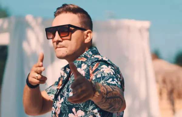 Gwiazdor Disco Polo wybrał się na mecz Realu Madryt! Nagrał filmik! Musicie to zobaczyć!