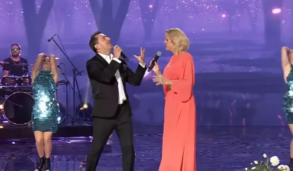 Helena Vondráčková i Marcin Miller na Festiwalu Weselnych Przebojów w hicie „Długa noc„! 