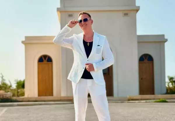 Ile lat ma Marek Gwiazdowski zespół Mig?