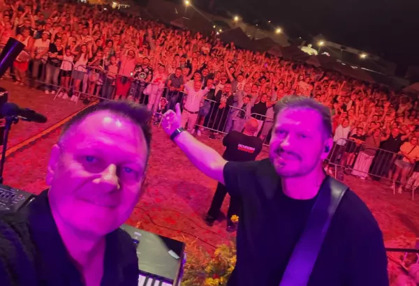 Ile osób przyszło na koncert zespołu Classic w Olszowej? Zdjęcie z gminy Kępno mówi wszystko