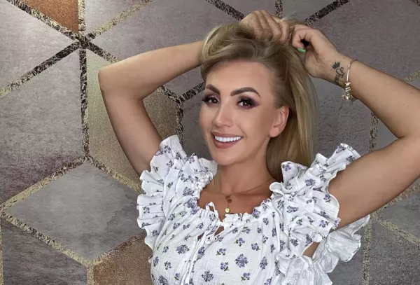 Żona Dawida Narożnego Piękni i Młodzi zachwyca wyjątkowo letnią stylizacją! To hit Lata?! Zobacz zdjęcia!

