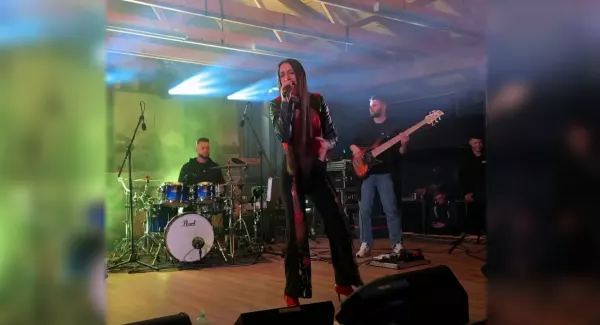 Justyna Lubas dała czadu na dożynkach w Baranowie. Tak wokalistka disco polo śpiewa na żywo