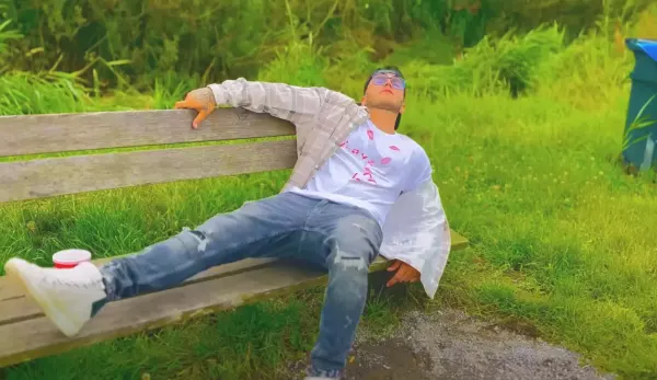 Kacper Pluta rozbija bank! „To jest ta chwila„ przekracza 7 milionów odtworzeń na YouTube!

