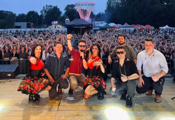 Kapela Roy zaskakuje! Niezapomniany koncert pełen emocji i ognia na scenie! | ZDJĘCIE

