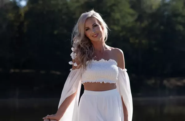 Kasia Malżycka zachwyca w nowej produkcji – „Tylko kochaj„

