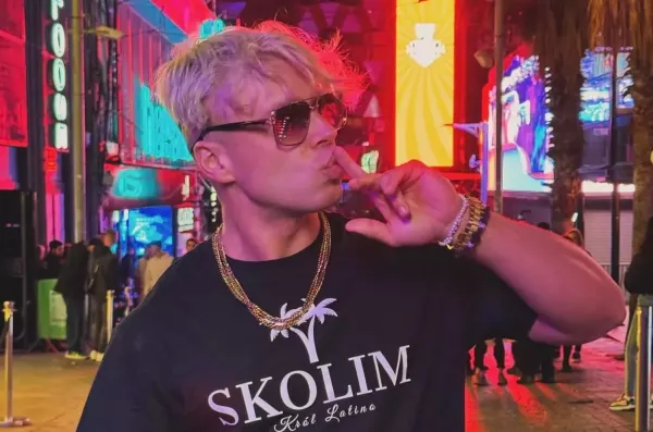 Kim jest Skolim? Ile ma lat? Skąd pochodzi, żona, dzieci, największe przeboje!