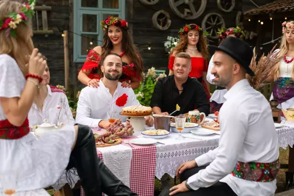 Wygryzą Topowe gwiazdy w disco polo?! Nowi artyści To jest To zaskakują premierą „Kobieta rakieta„! Fani zgodni „„Disco polo w najlepszym wydaniu!„