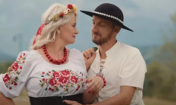 Kogiel Mogiel w szczerej piosence „Dwa serca zakochane”! Piosenka cieszy się mega popularnością! 