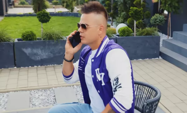 Koledzy przekonali lidera Massive, żeby wydał „Dlaczego Tak". Teraz ten hicior rozgrzewa branżę disco polo