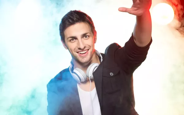 Koniec Ery Tanich DJ-ów! Ile kosztuje DJ na wesele?!