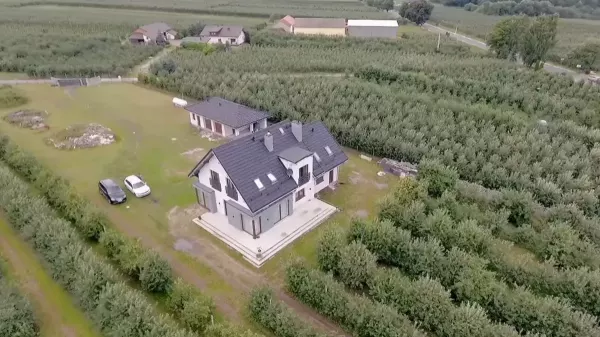 Pudzianowski mieszka w luksusach?! Jest właścicielem ogromnego sadu!