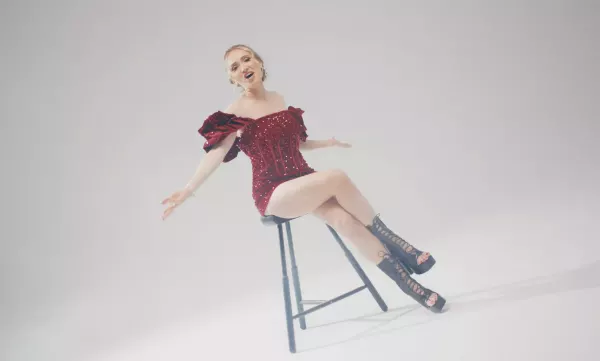 Lawina komentarzy pod „Nie przynoś róż”. Internauci reagują na nową piosenkę Lider Dance i piszą wprost o jednym