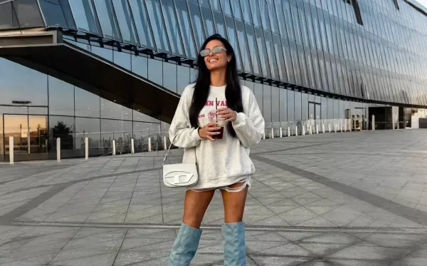 Ledwo widać szorty spod bluzy! Marta Konopla w jeansowych kozakach za kolano rozgrzała świat disco polo
