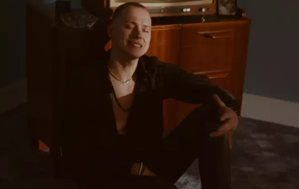 Licznik bije jak szalony. Dejw z hitem „Miami” notuje lawinę odsłon