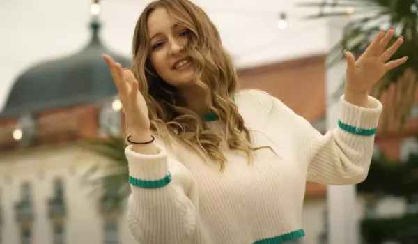 Lidia Kuźmyk z nowością! „Miami” przenosi słuchaczy w latynoski klimat – teledysk już dostępny