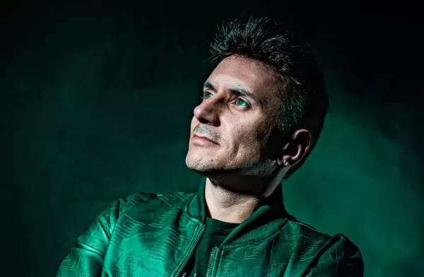 Loverboy zaskoczył. Zobaczcie jego nowe zdjęcia! 