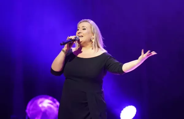 Magda Niewińska - kim jest, ile ma lat, mąż, dzieci, największe przeboje